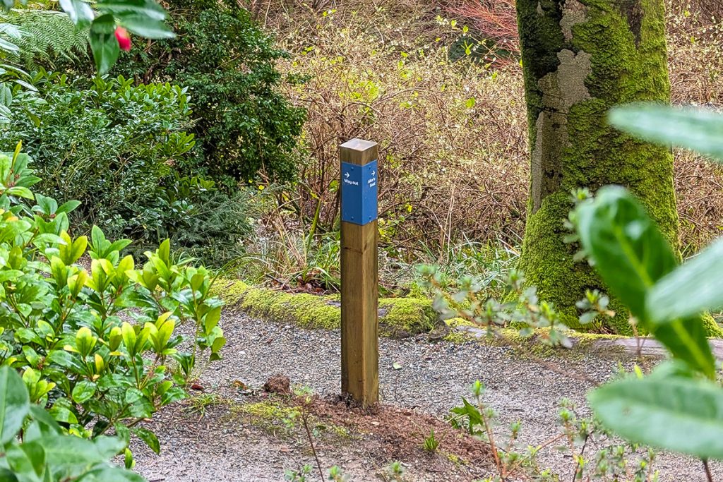 Signpost in Trebah Garden